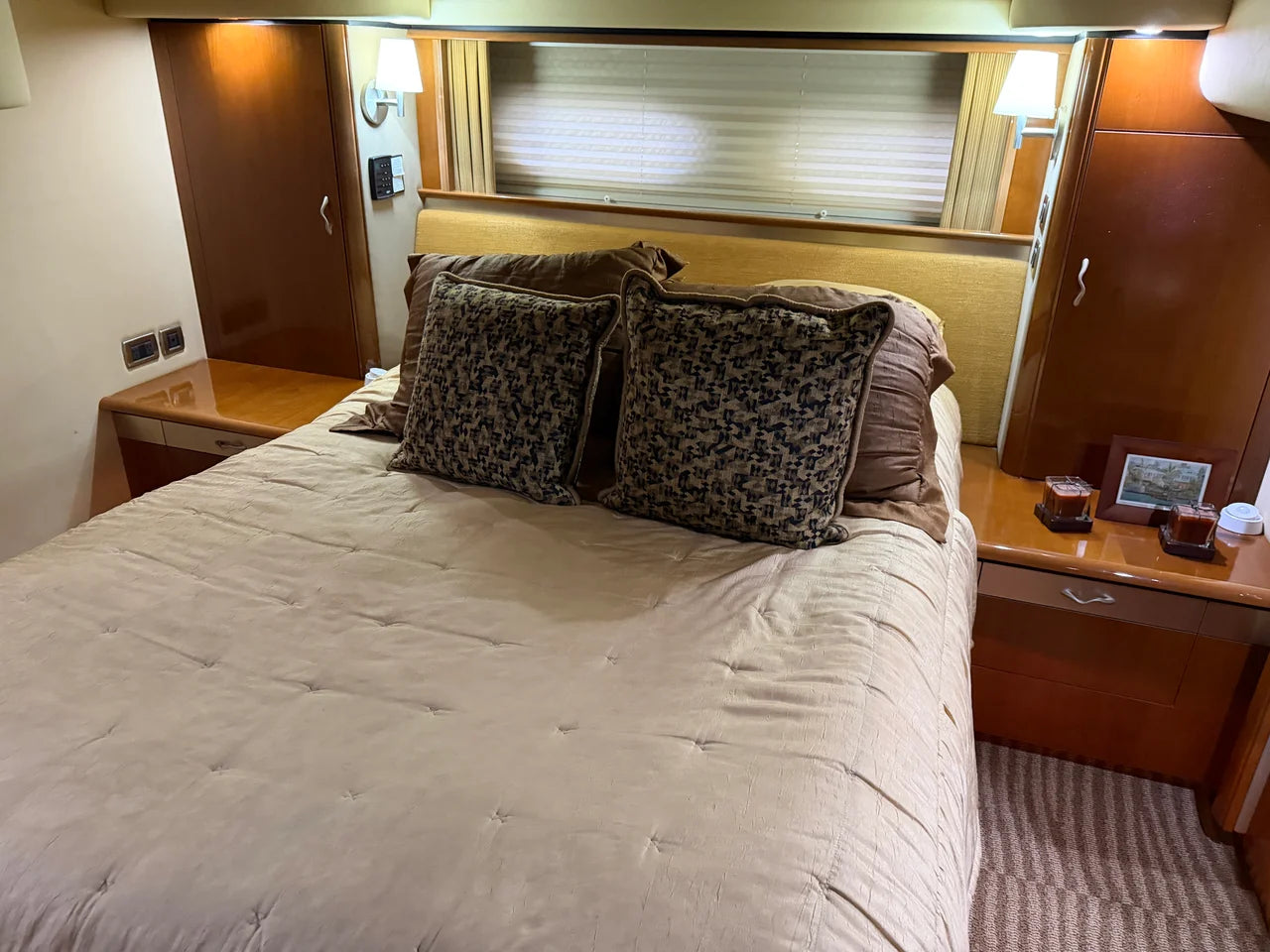 2005 Sea Ray 550 SEDAN BRIDGE 58.0 feet, Lake Ozark, MO #50