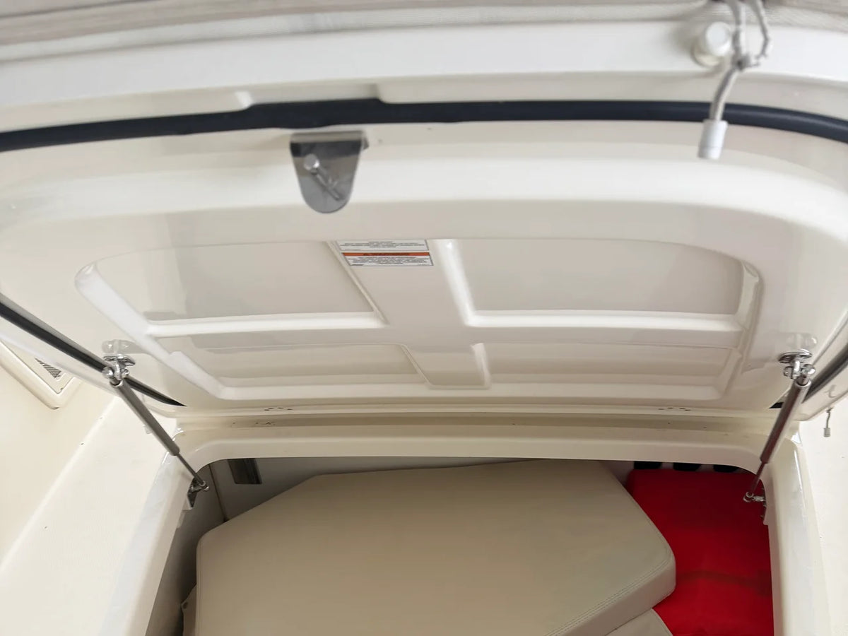 2017 Boston Whaler 350 OUTRAGE 35.0 feet, Lake Ozark, MO #22