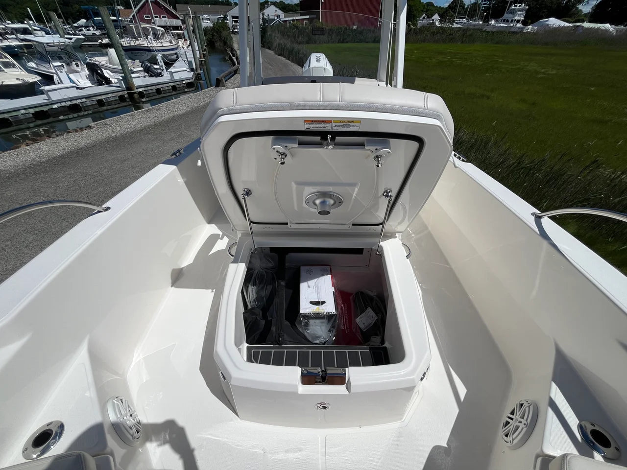 2026 Boston Whaler 250 Dauntless 25.0 feet, Westbrook, Connecticut #20