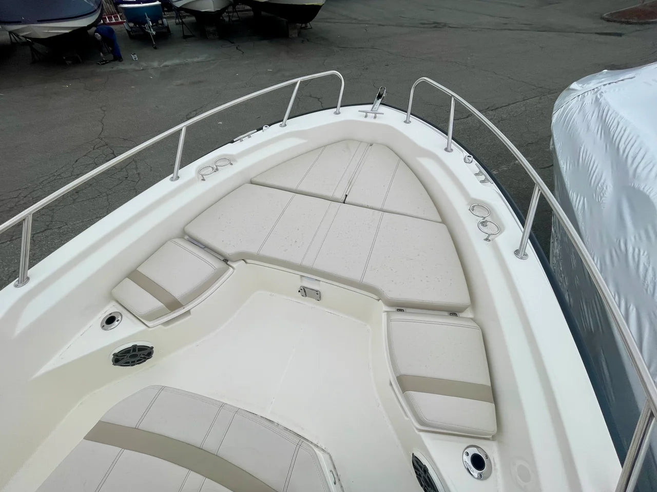 2026 Boston Whaler 250 Dauntless 25.0 feet, Danvers, Massachusetts #13