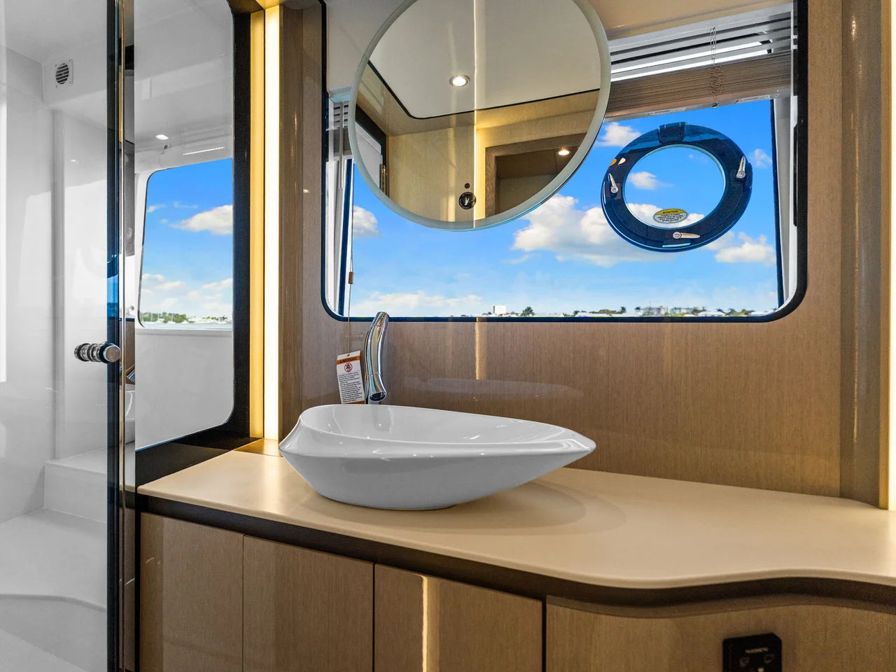 2026 Cruisers Yachts 57 FLY 57.0 feet, Miami, FL #24