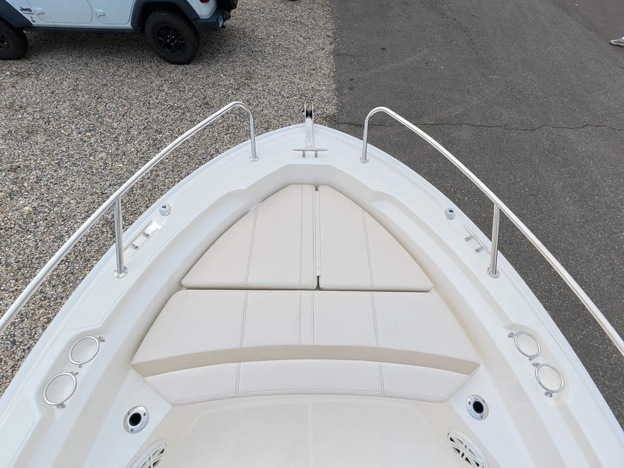 2027 Boston Whaler 220 Dauntless 22.0 feet, Norwalk, Connecticut #20