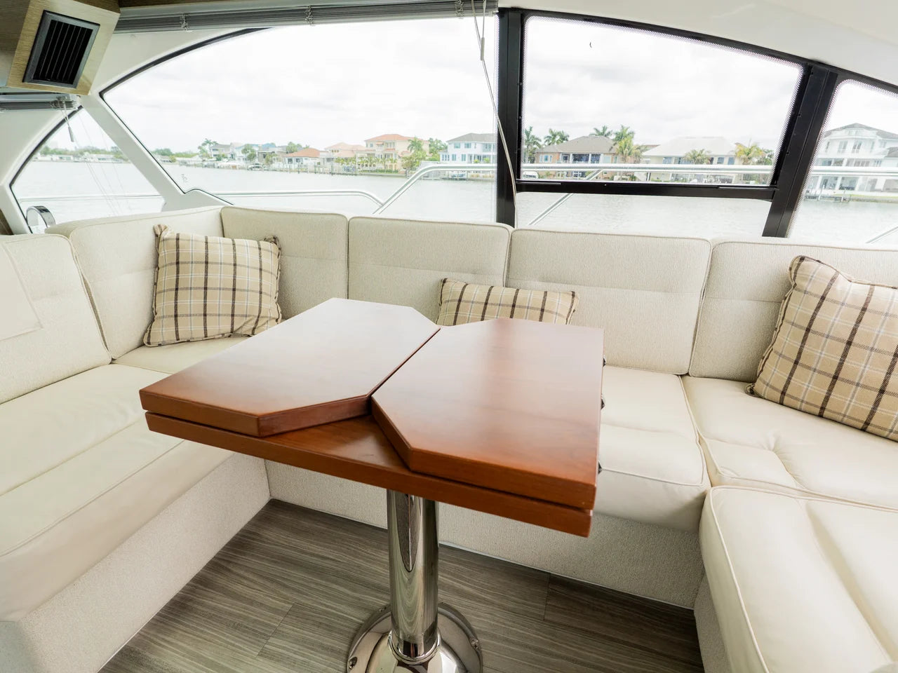 2018 Cruisers Yachts 50 CANTIUS 50.0 feet, St Petersburg, FL #50