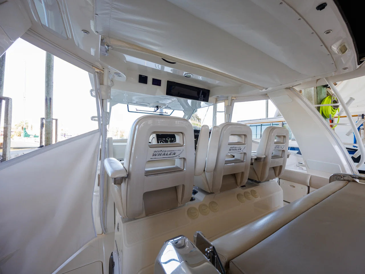 2019 Boston Whaler 420 OUTRAGE 42.0 feet, Seabrook, TX #15