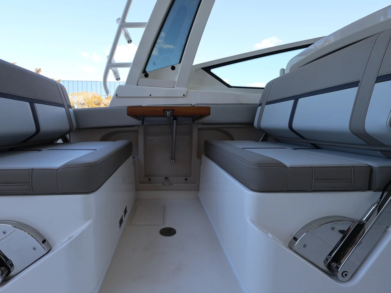 2026 Boston Whaler 330 Vantage 33.0 feet, Naples, Florida #16