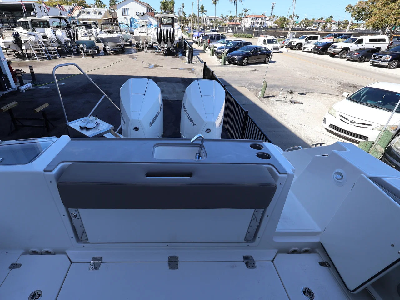 2026 Boston Whaler 330 Vantage 33.0 feet, Naples, Florida #11