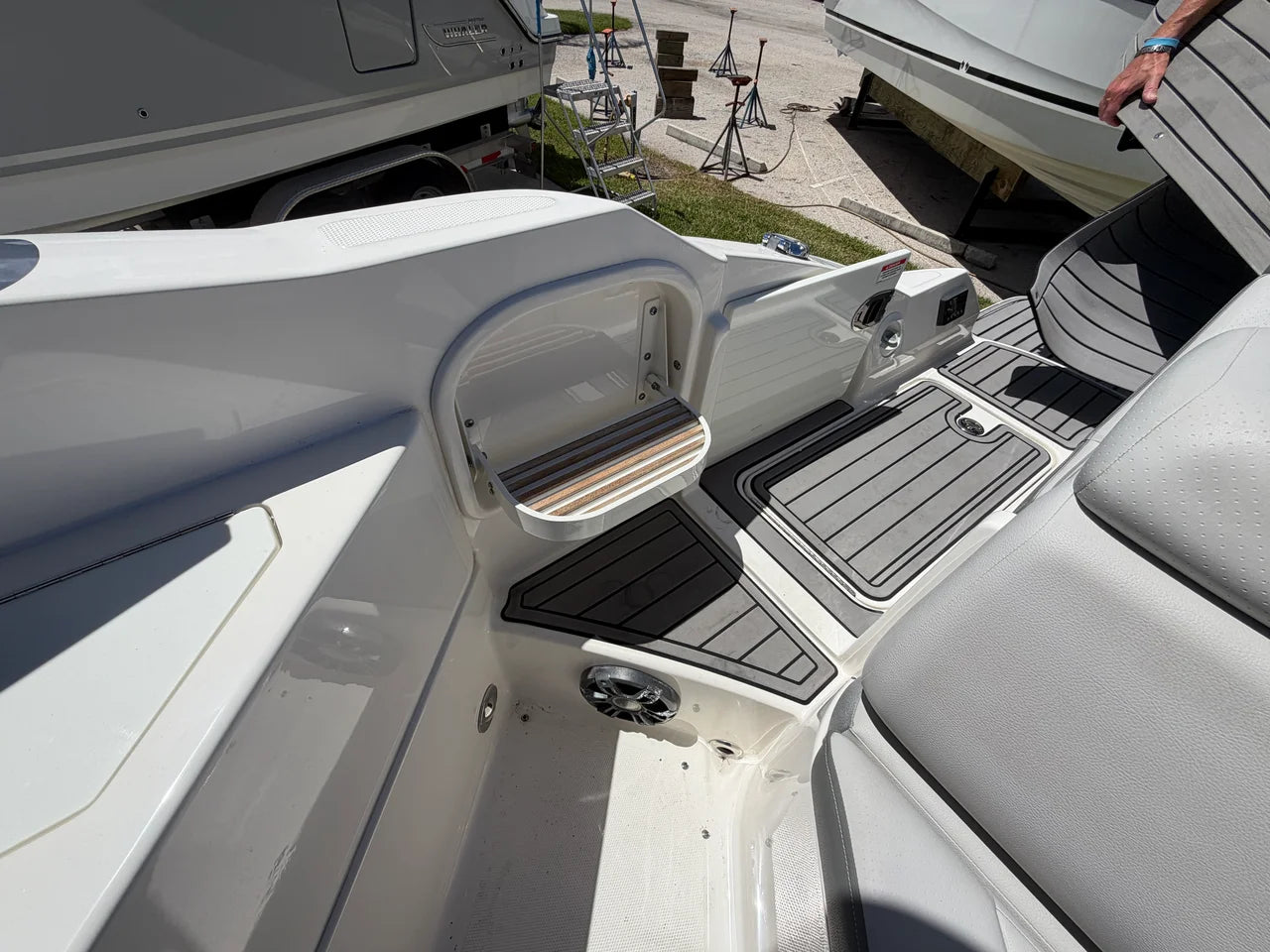 2022 Sea Ray 270 SDX OB 27.0 feet, Stuart, Florida #27