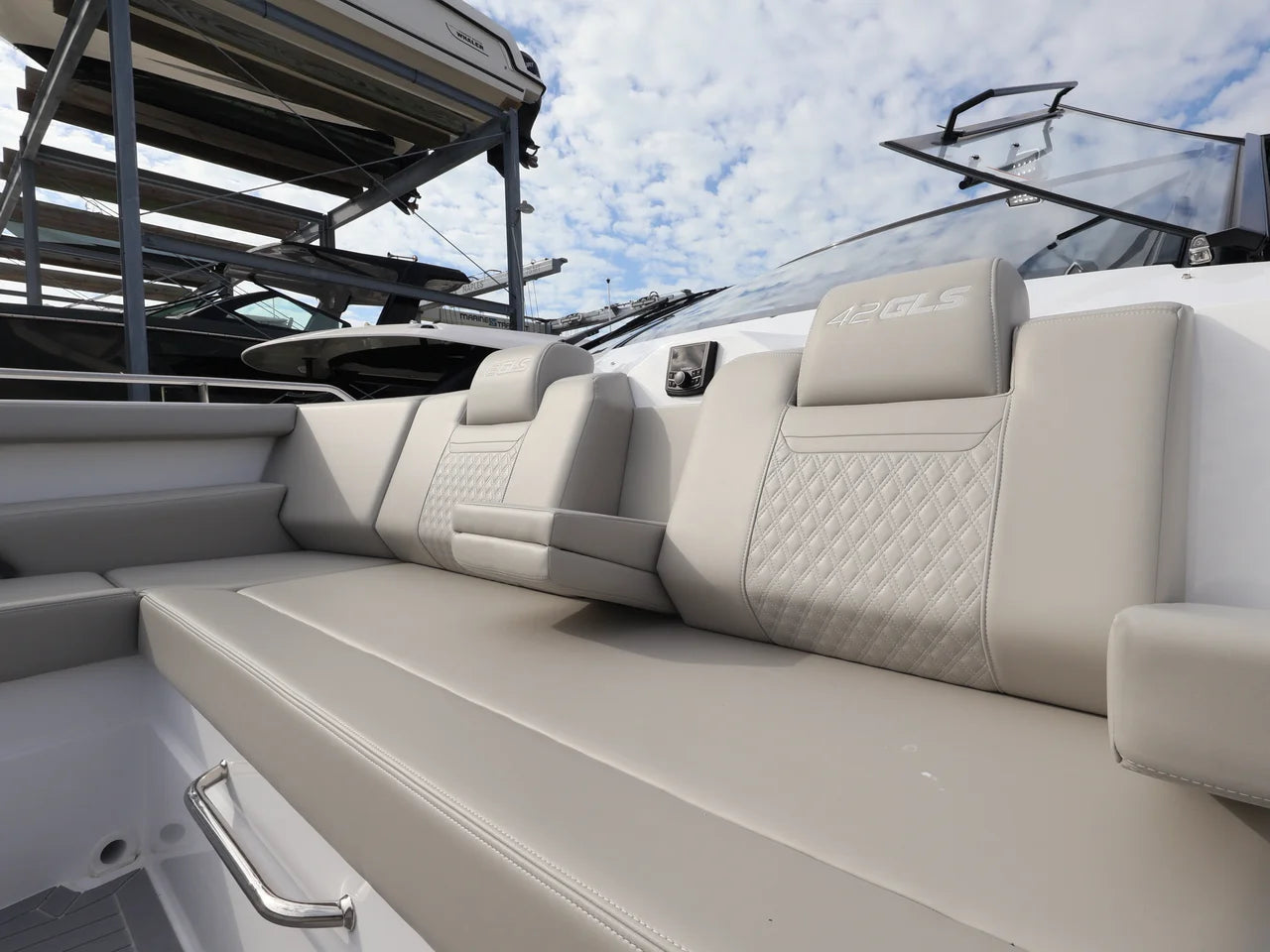 2026 Cruisers Yachts 42 GLS Outboard 42.0 feet, Naples, Florida #44