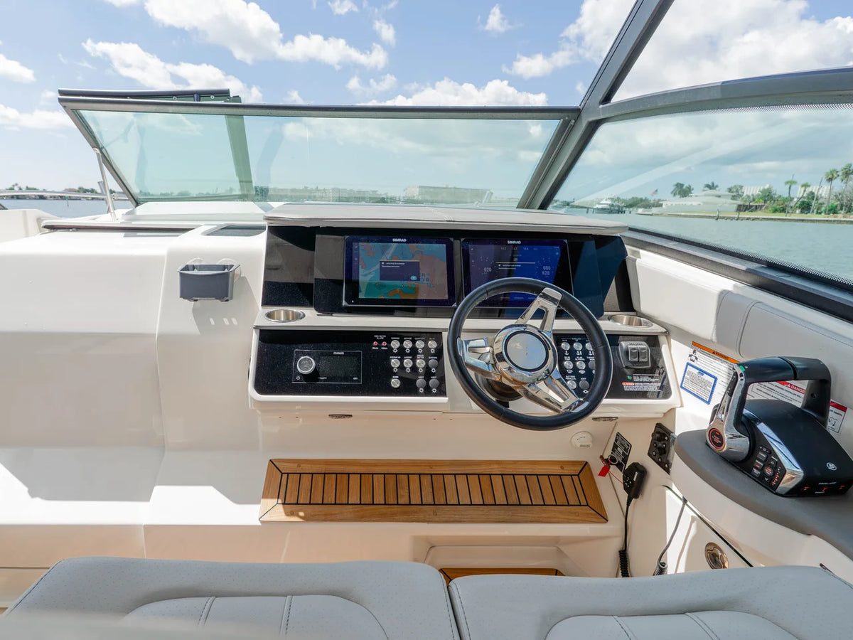 2024 Sea Ray 320 SUNDANCER OB 32.0 feet, St Petersburg, FL #28