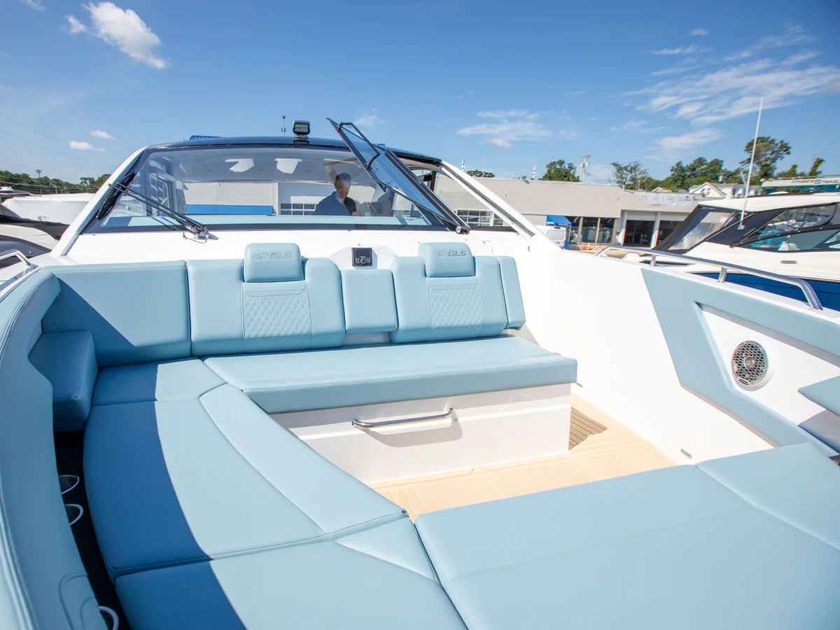 2027 Cruisers Yachts 42 GLS Outboard 42.0 feet, Brick Township, New Jersey #46