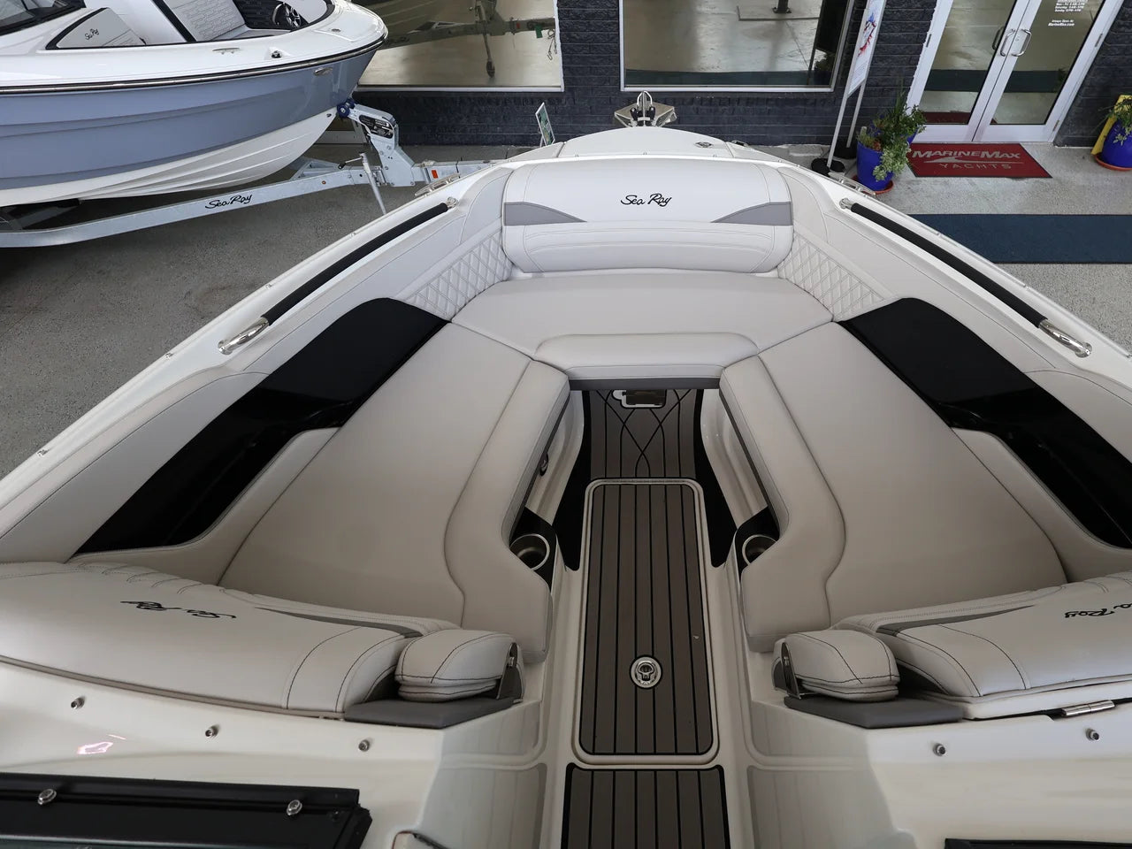 2027 Sea Ray SLX 260 Outboard 26.0 feet, Naples, Florida #26