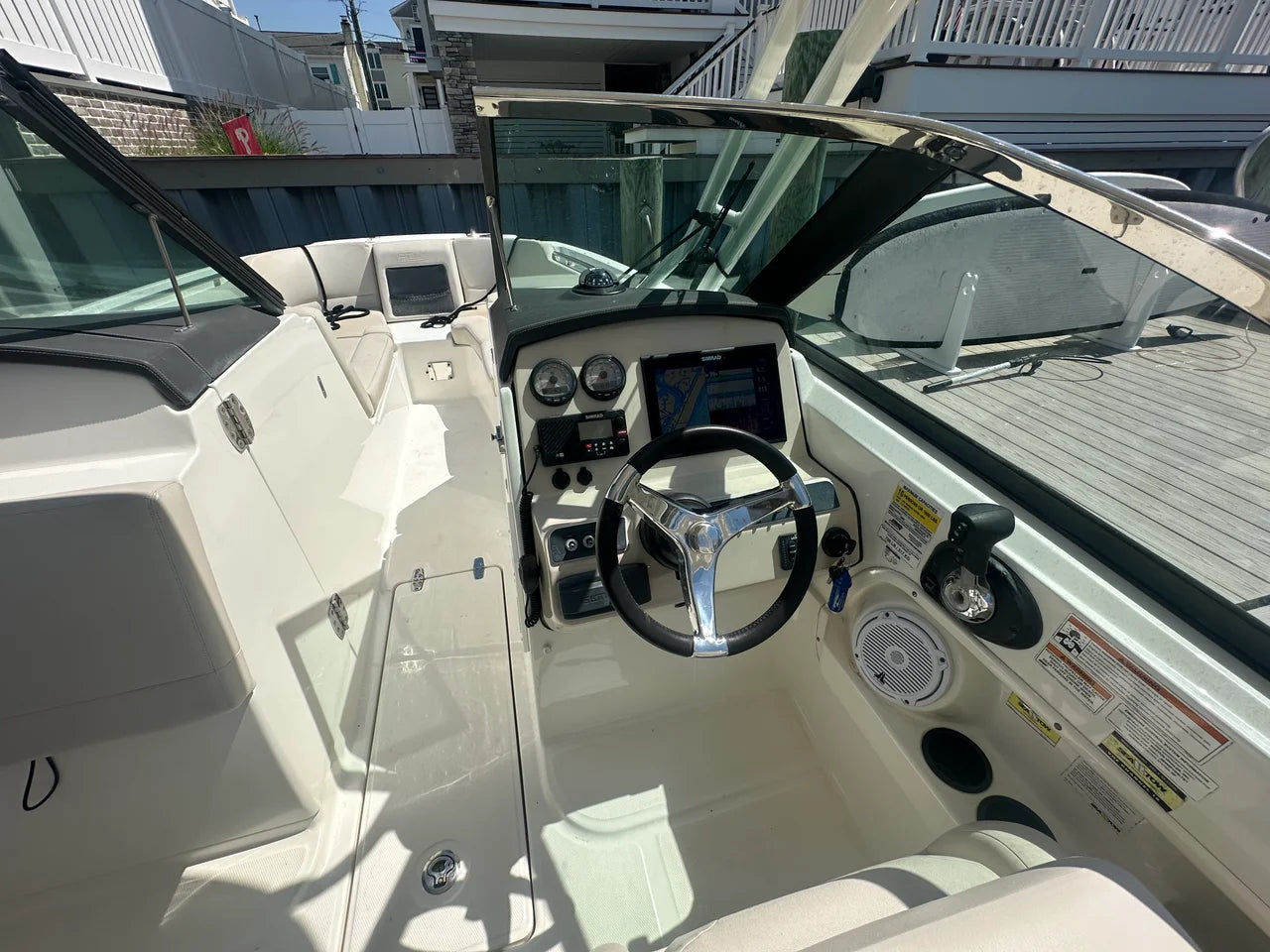 2018 Boston Whaler 230 VANTAGE 24.0 feet, Ocean View, NJ #14