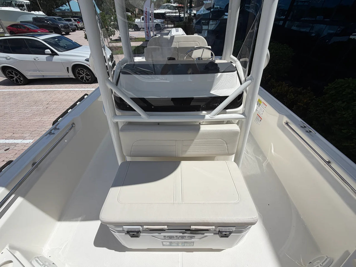 2027 Boston Whaler 210 Montauk 21.0 feet, Stuart, Florida #32