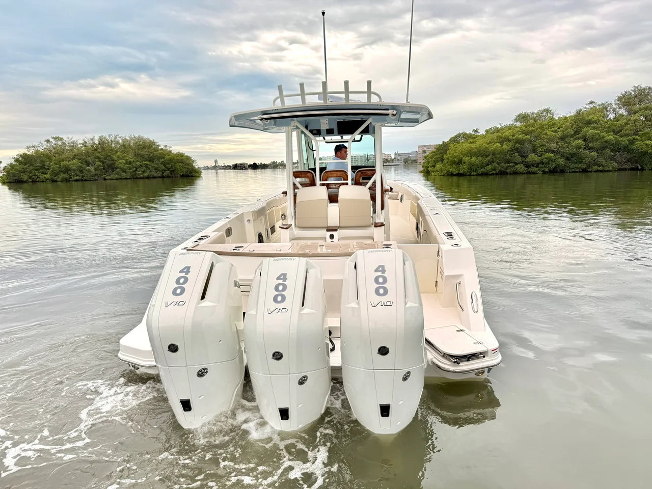 2026 Boston Whaler 360 Outrage 36.0 feet, St Petersburg, FL #19