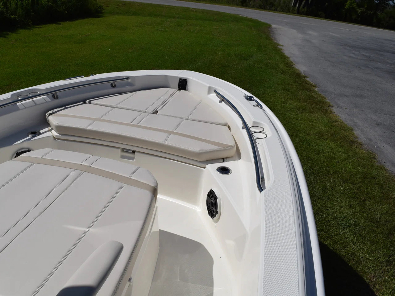 2027 Boston Whaler 220 Dauntless 22.0 feet, Thunderbolt, GA #19