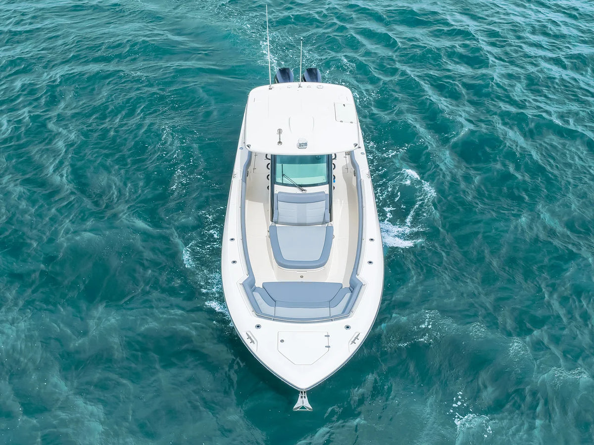 2026 Boston Whaler 330 Outrage 33.0 feet, Clearwater, Florida #11