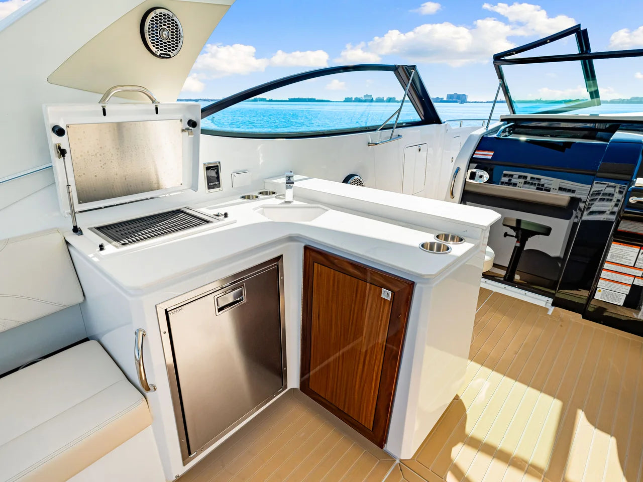 2026 Cruisers Yachts 38 GLS Outboard 38.0 feet, St Petersburg, FL #61