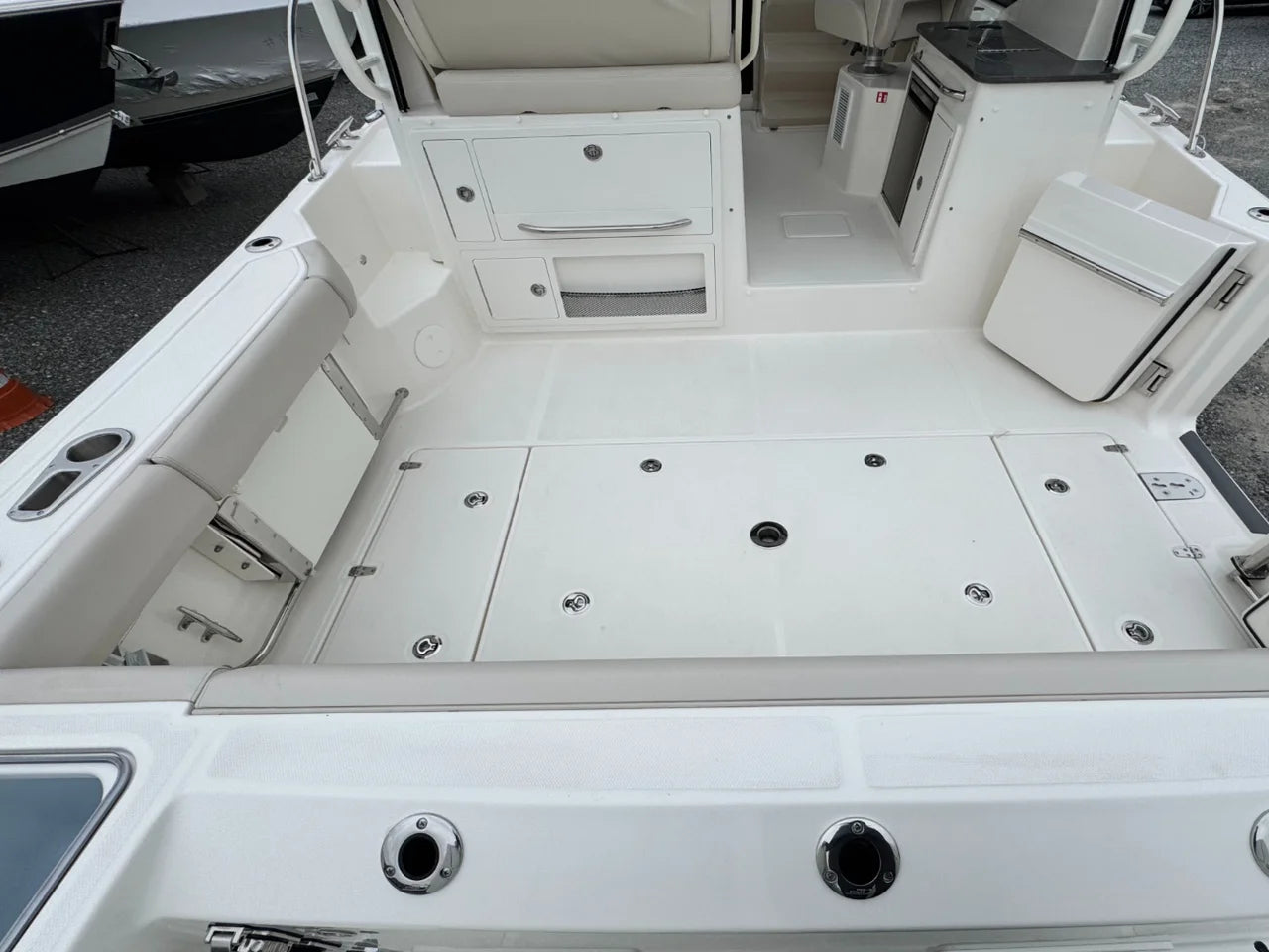2026 Boston Whaler 325 Conquest 32.0 feet, Huntington, NY #8