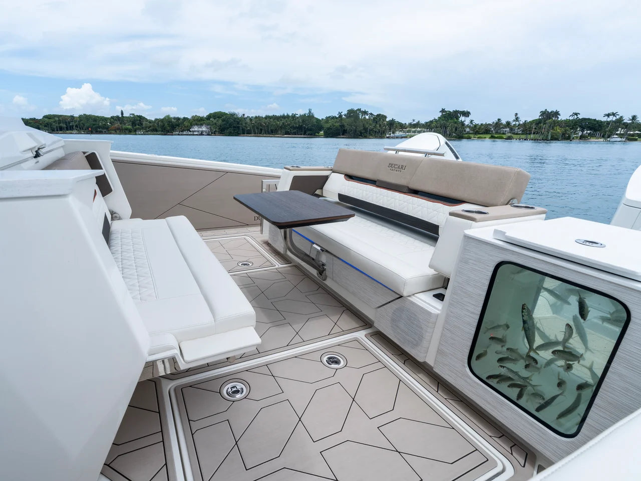 2027 Ducari 37 XIV 37.0 feet, Jupiter, Florida #84