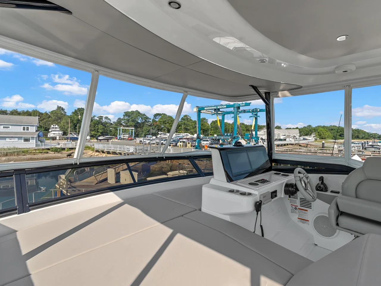 2027 Cruisers Yachts 50 FLY 50.0 feet, Quincy, MA #53