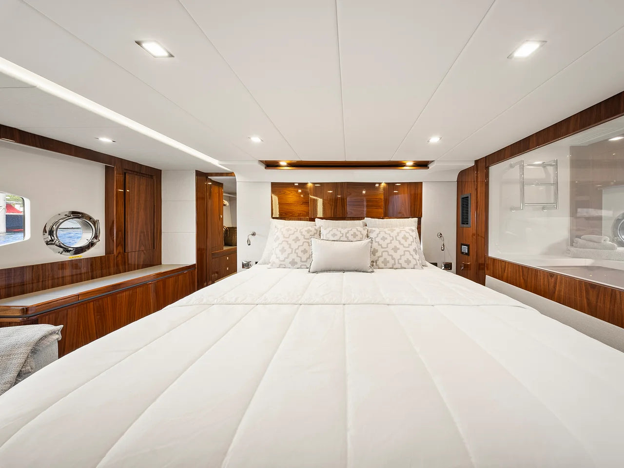 2024 Riviera 6000 SPORT YACHT 63.0 feet, Coconut Grove23, FL #86