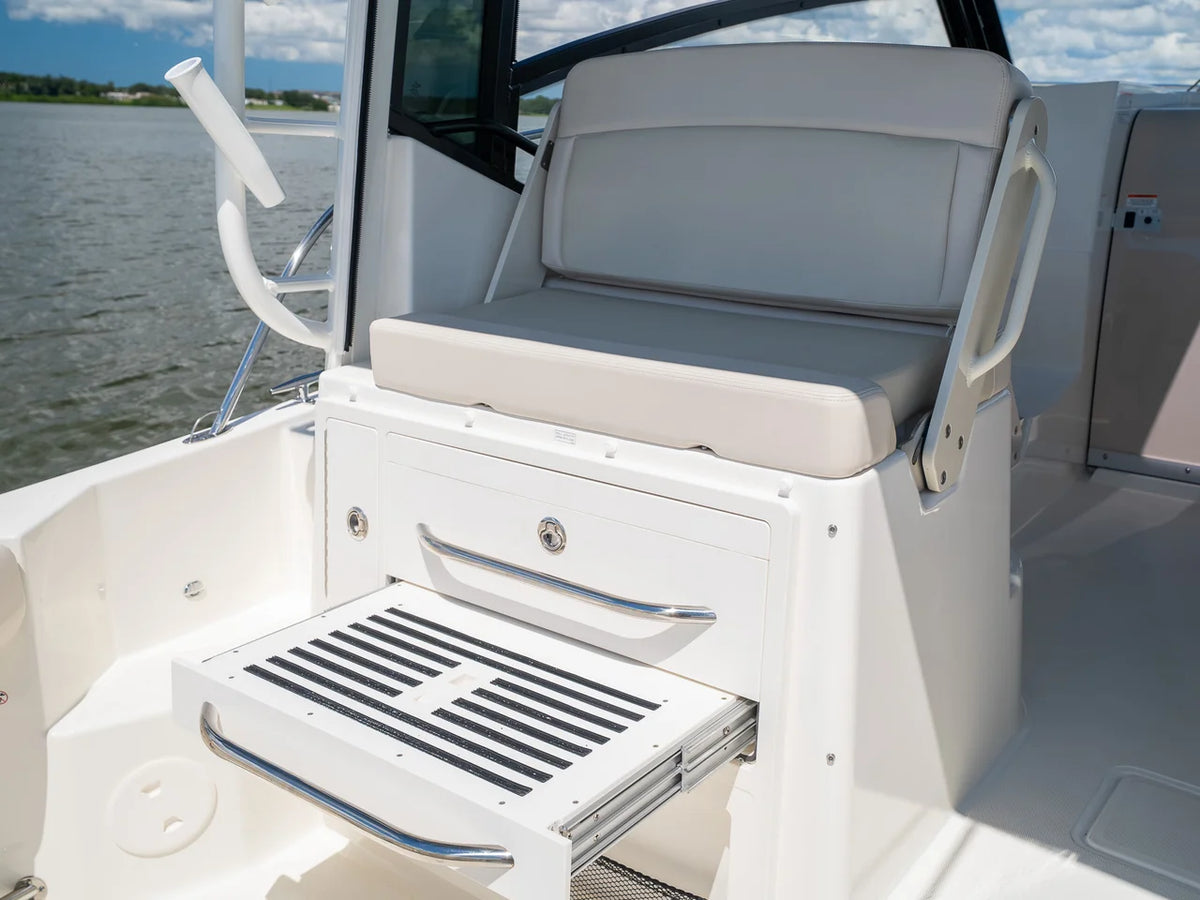 2026 Boston Whaler 325 Conquest 32.0 feet, Clearwater, Florida #68