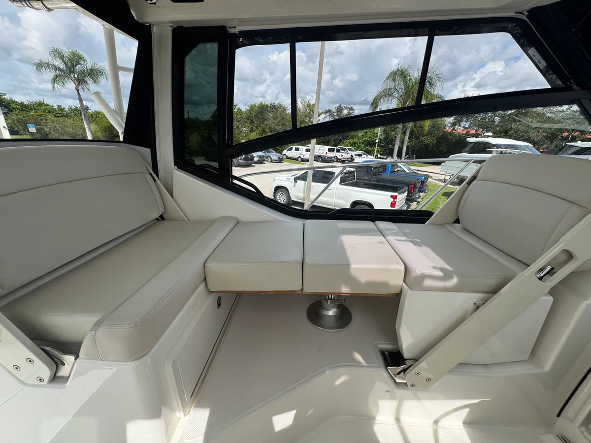 2026 Boston Whaler 325 CONQUEST 32.0 feet, Stuart, Florida #32
