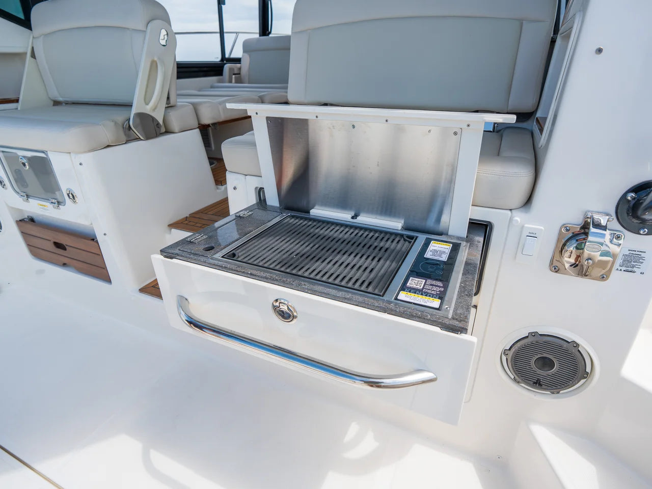 2026 Boston Whaler 405 Conquest 40.0 feet, Wrightsville Beach, North Carolina #18