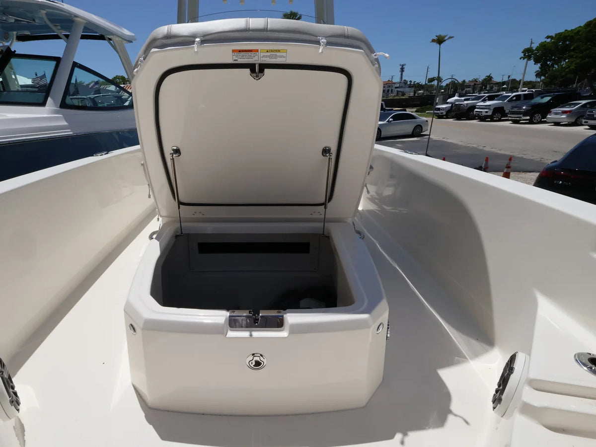 2027 Boston Whaler 250 Dauntless 25.0 feet, Naples, Florida #20