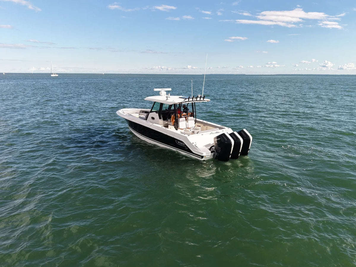2026 Boston Whaler 360 Outrage 36.0 feet, Westbrook, Connecticut #17