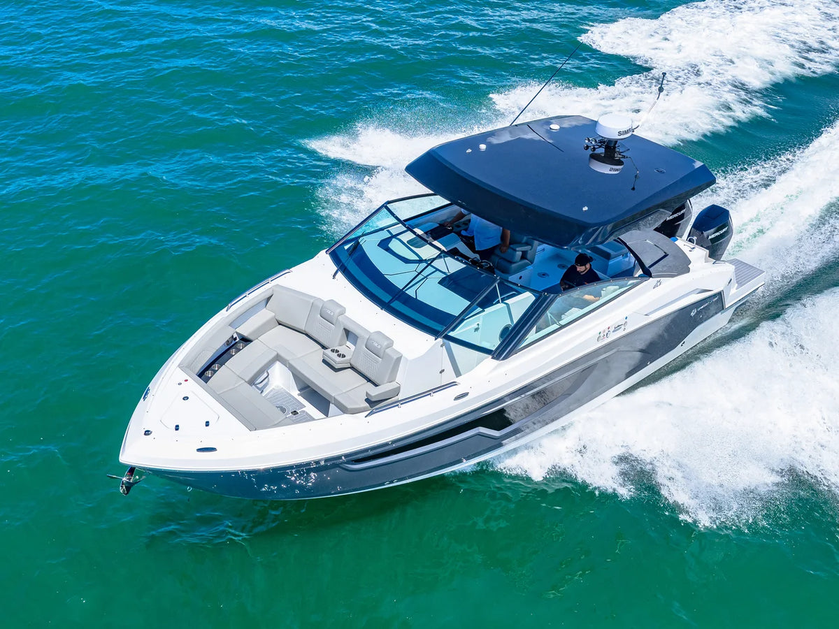 2027 Cruisers Yachts 34 GLS Outboard 34.0 feet, Venice, Florida #9