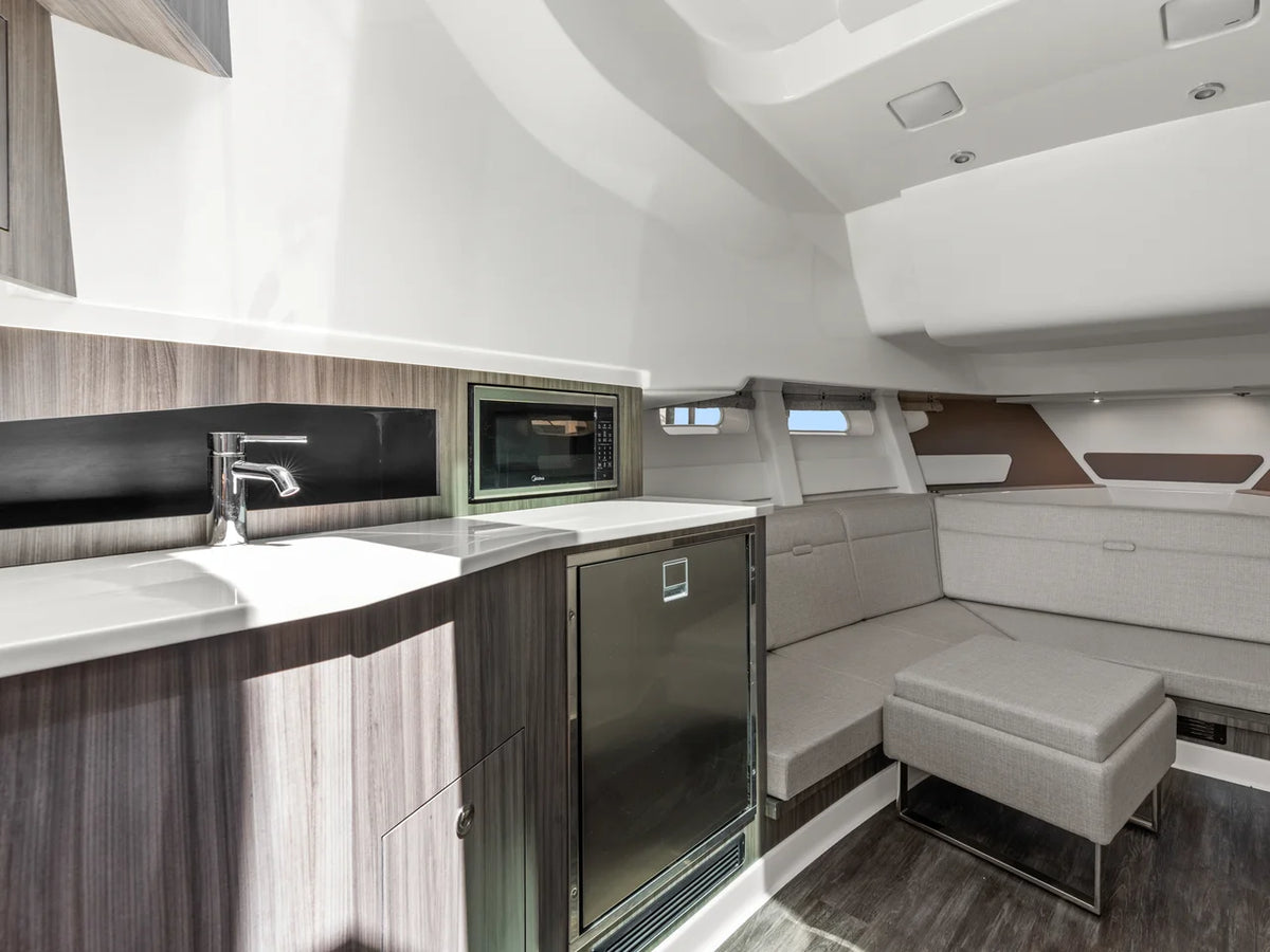 2026 Sea Ray Sundancer 370 Outboard 37.0 feet, Quincy, MA #26