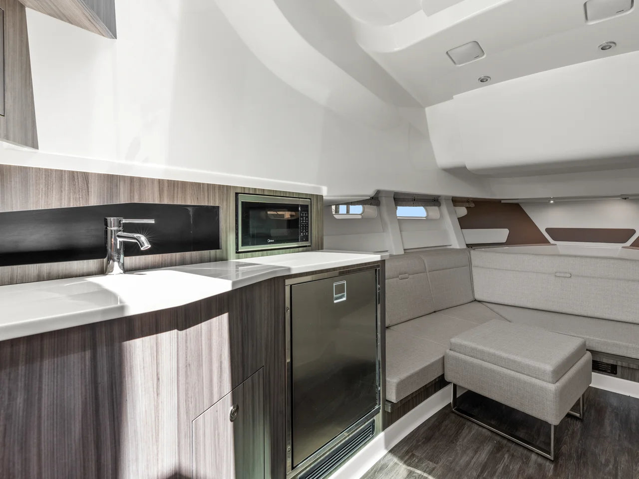 2026 Sea Ray Sundancer 370 Outboard 37.0 feet, Quincy, MA #26