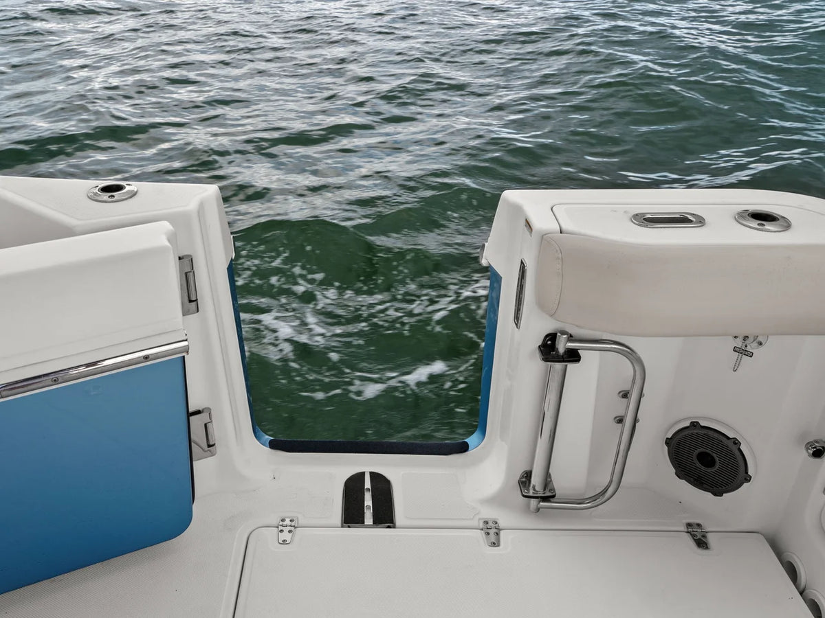 2023 Boston Whaler 325 CONQUEST 32.0 feet, St Petersburg, FL #38
