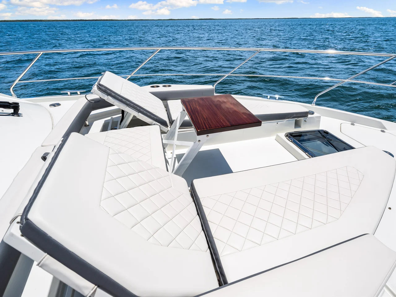 2020 Cruisers Yachts 50 CANTIUS 49.0 feet, Venice, Florida #21