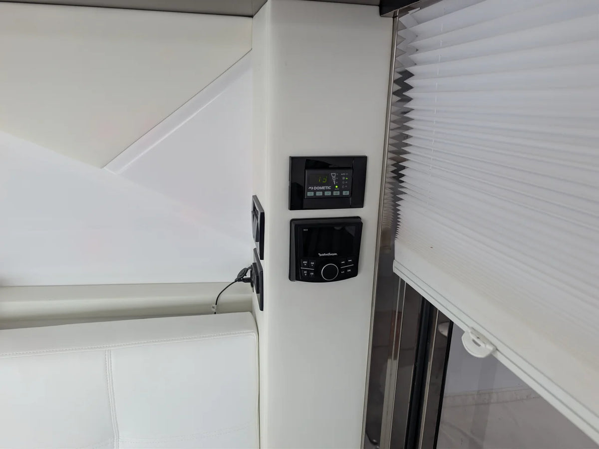 2024 Cruisers Yachts 42 CANTIUS 42.0 feet, Grasonville, MD #24
