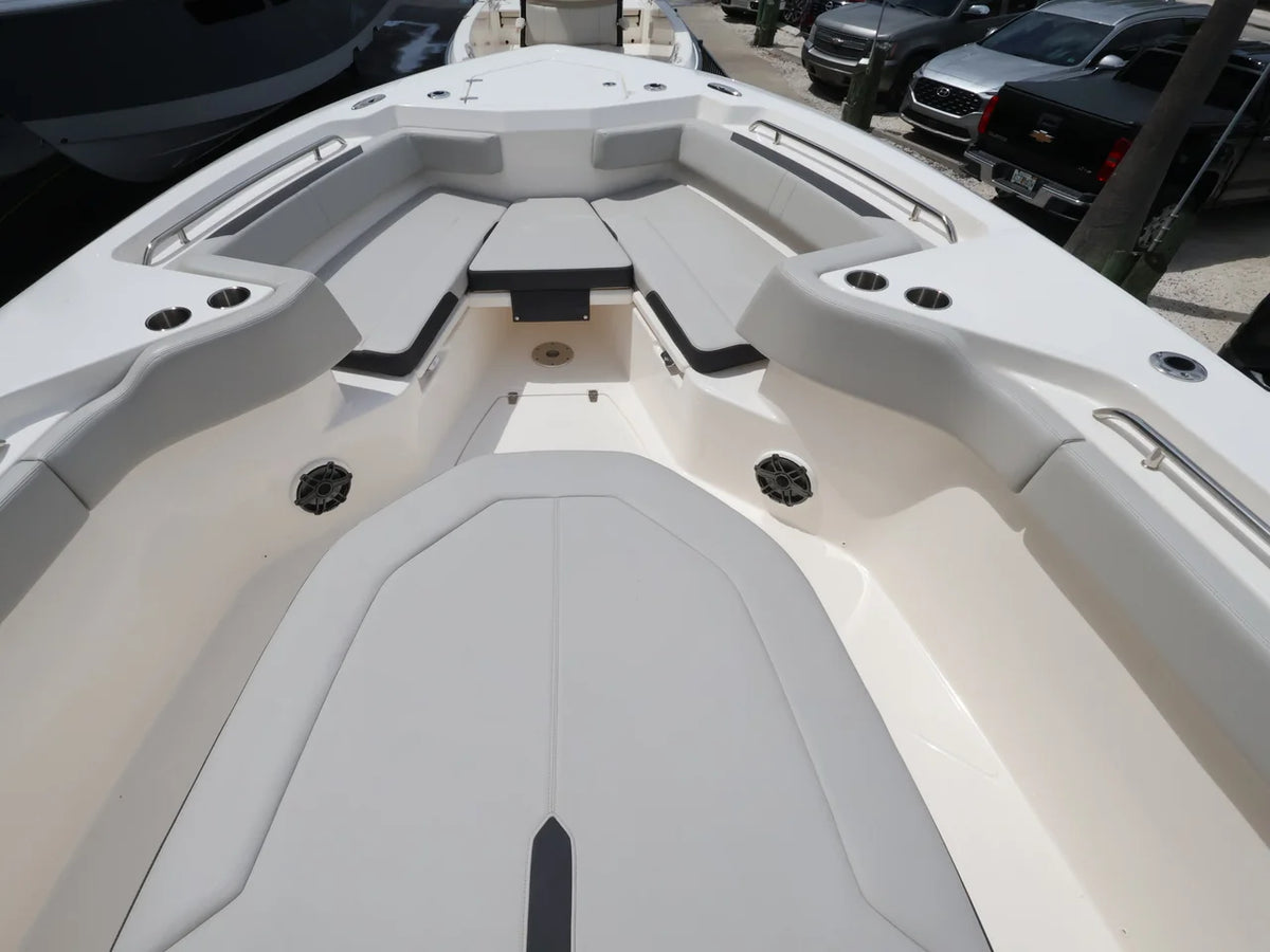 2026 Boston Whaler 330 Outrage 33.0 feet, Naples, Florida #36