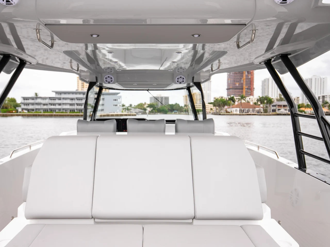 2026 Cruisers Yachts 38 VTR 38.0 feet, Pompano Beach, Florida #32