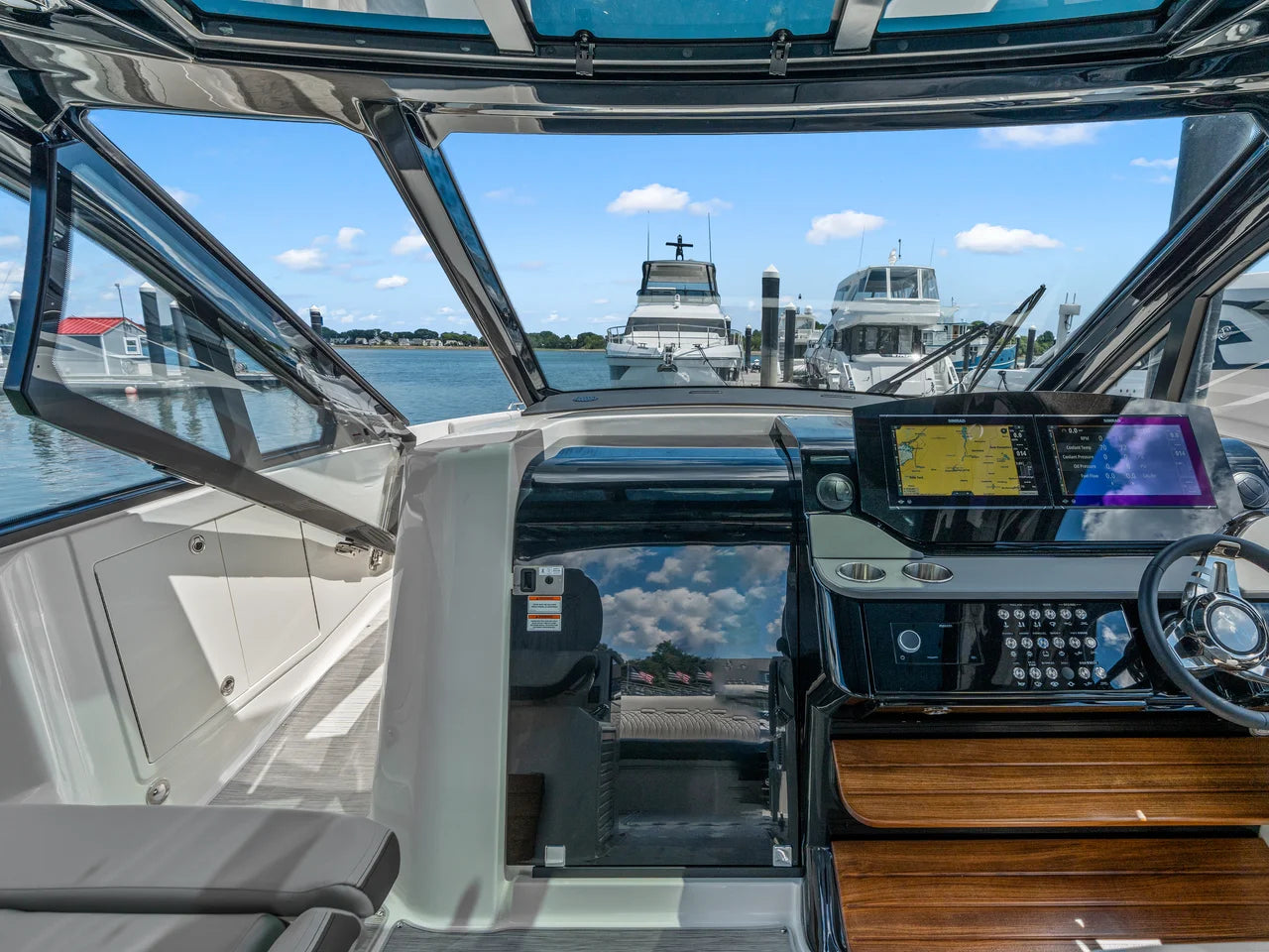 2026 Sea Ray Sundancer 370 Outboard 37.0 feet, Quincy, MA #24