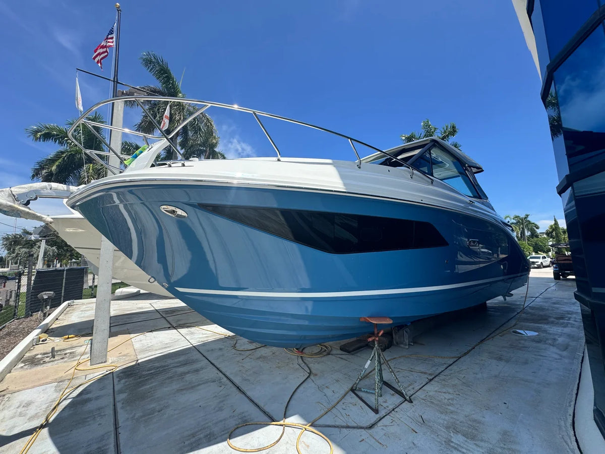 2027 Sea Ray Sundancer 320 Outboard 32.0 feet, Pompano Beach, Florida #1