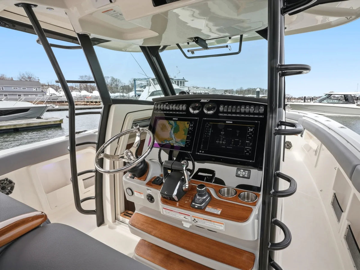 2026 Boston Whaler 380 Outrage 38.0 feet, Quincy, MA #15