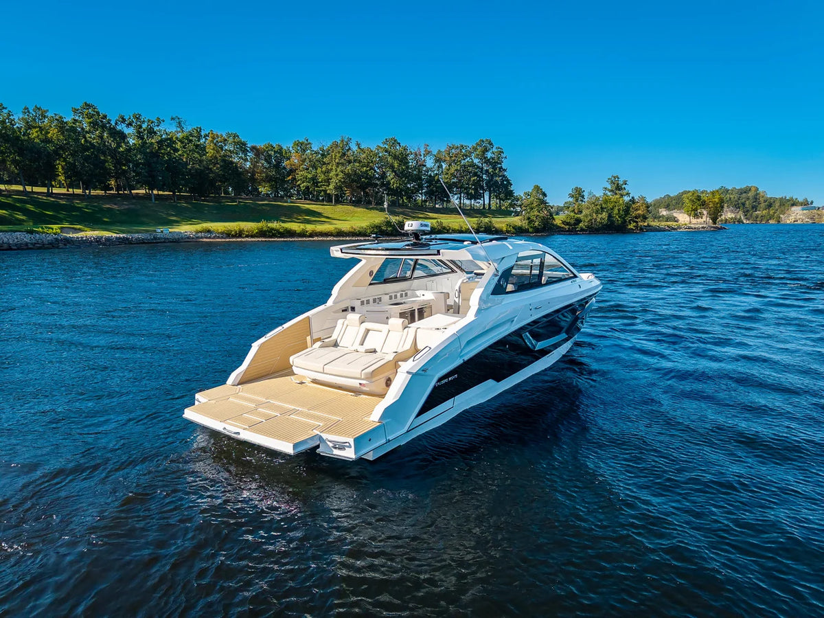 2027 Cruisers Yachts 42 GLS 42.0 feet, Lake Ozark, MO #16