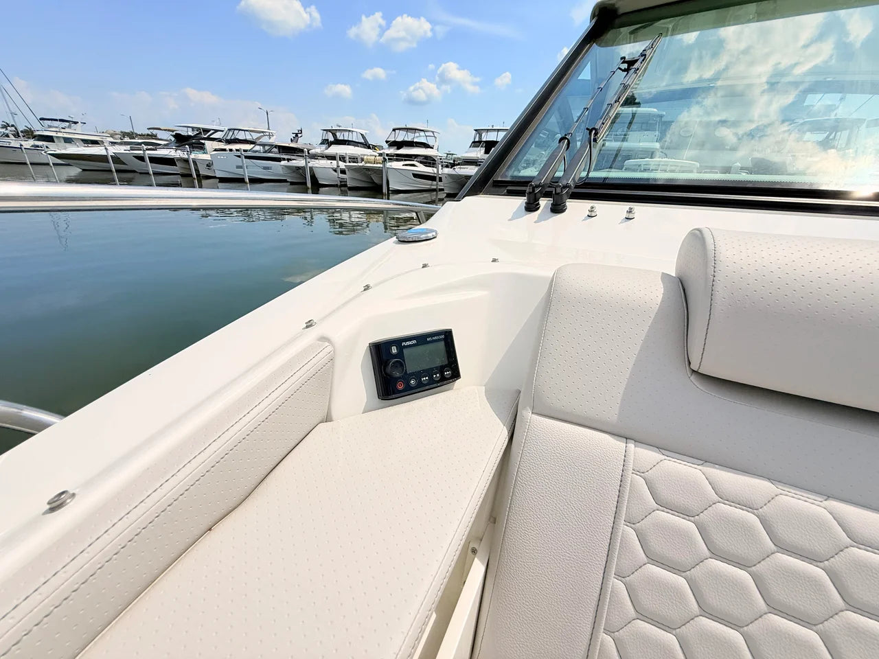 2026 Sea Ray Sundancer 320 Outboard 32.0 feet, St Petersburg, FL #65