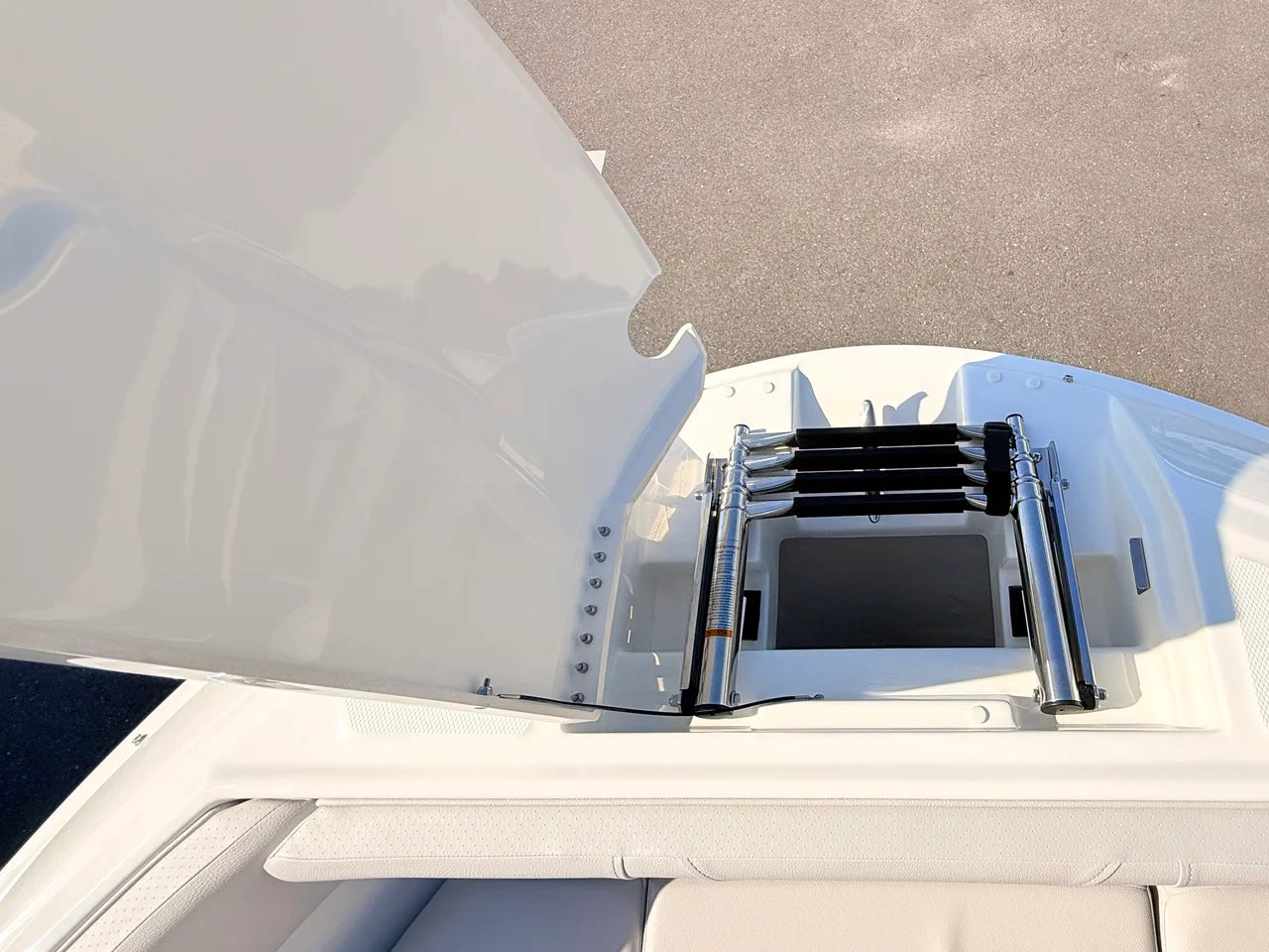 2026 Sea Ray SDX 250 Outboard 25.0 feet, St Petersburg, FL #52