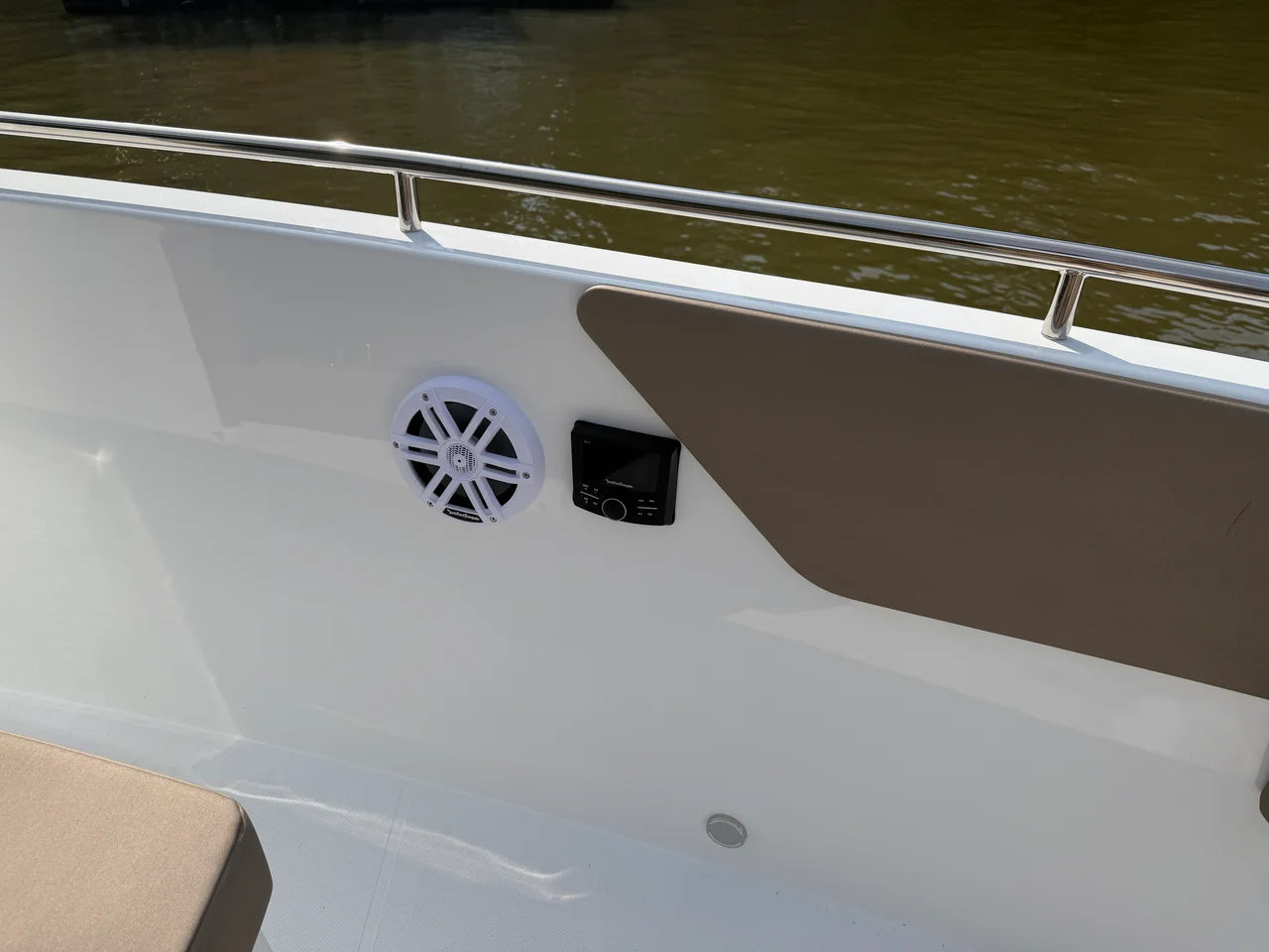 2026 Cruisers Yachts 38 VTR 38.0 feet, Lake Ozark, Missouri #20
