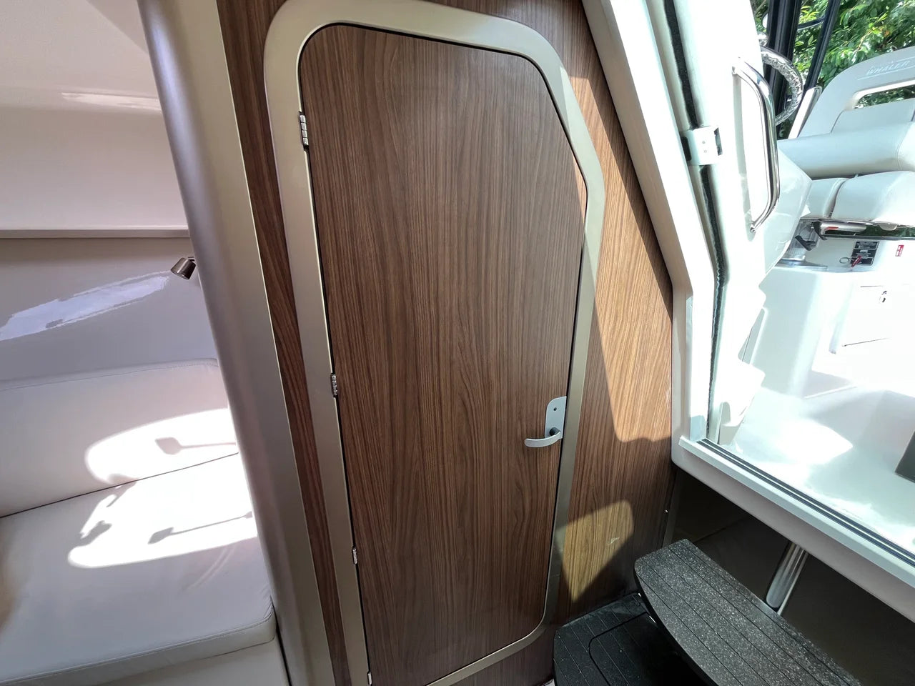 2027 Boston Whaler 285 Conquest 28.0 feet, Wakefield, RI #31