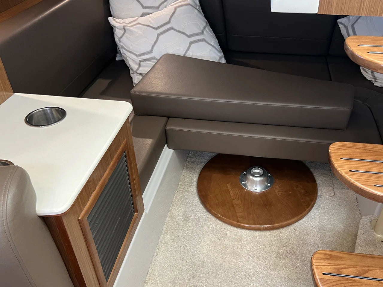 2018 Cruisers Yachts 35 EXPRESS 35.0 feet, Lewisville, TX #40