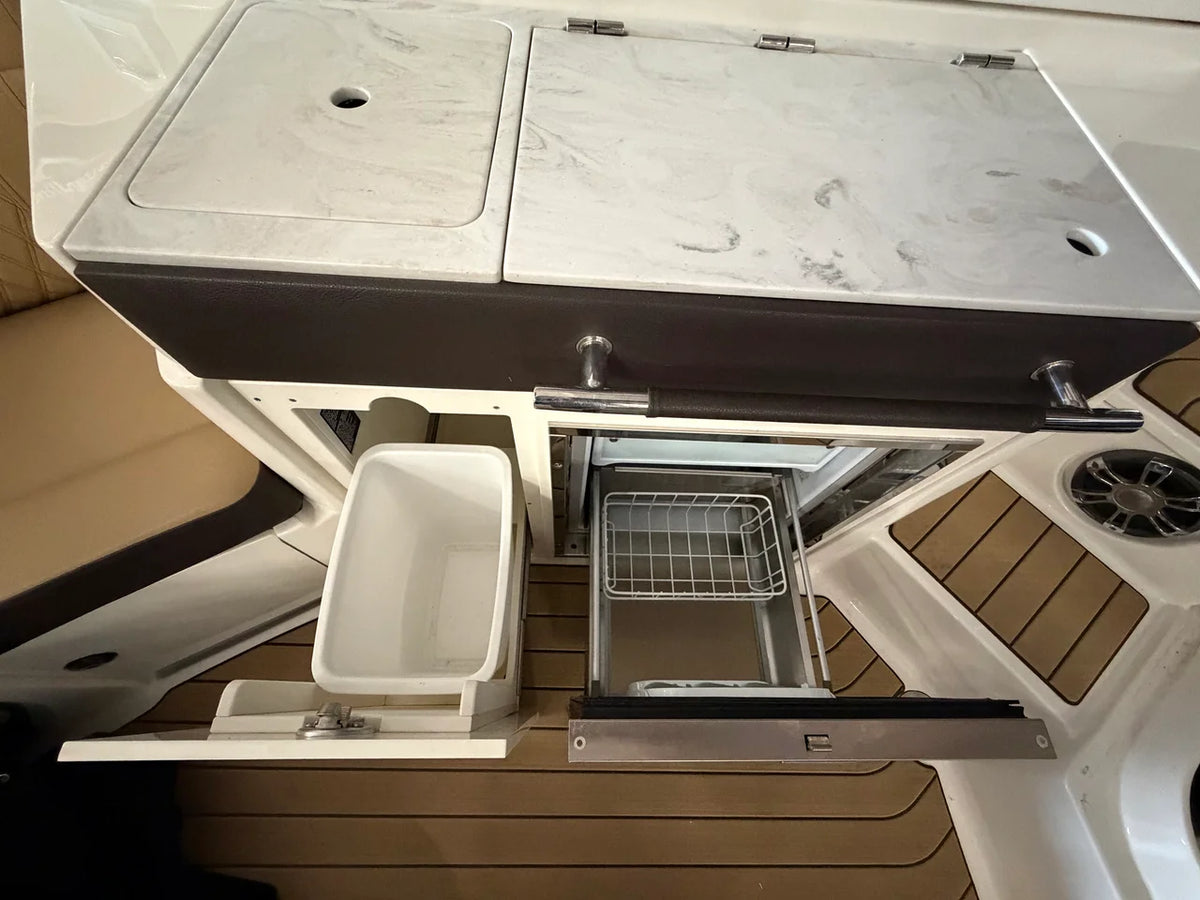 2022 Sea Ray 350 SLX 34.0 feet, Excelsior, Minnesota #26