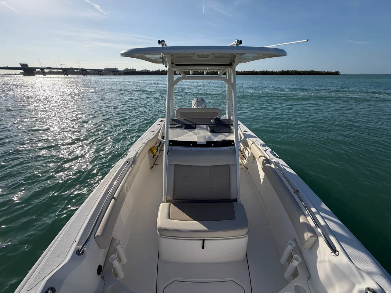 2021 Boston Whaler 230 OUTRAGE 23.0 feet, Sarasota, FL #10