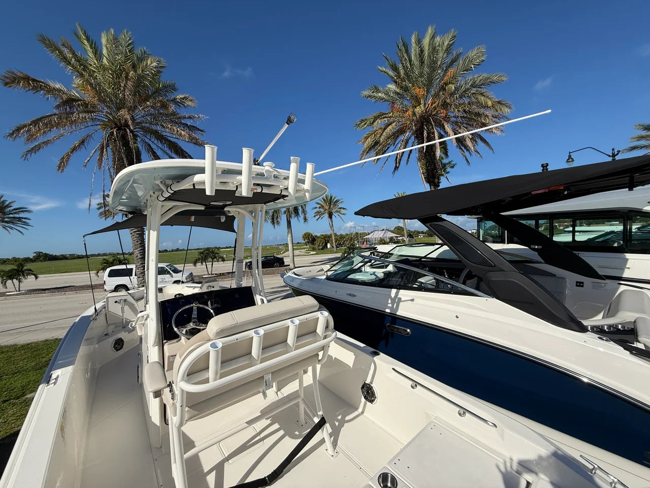 2027 Boston Whaler 250 Dauntless 25.0 feet, Venice, Florida #25